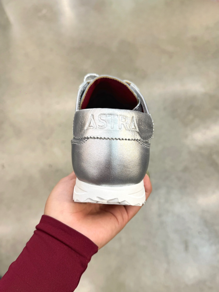 Tenis Astra